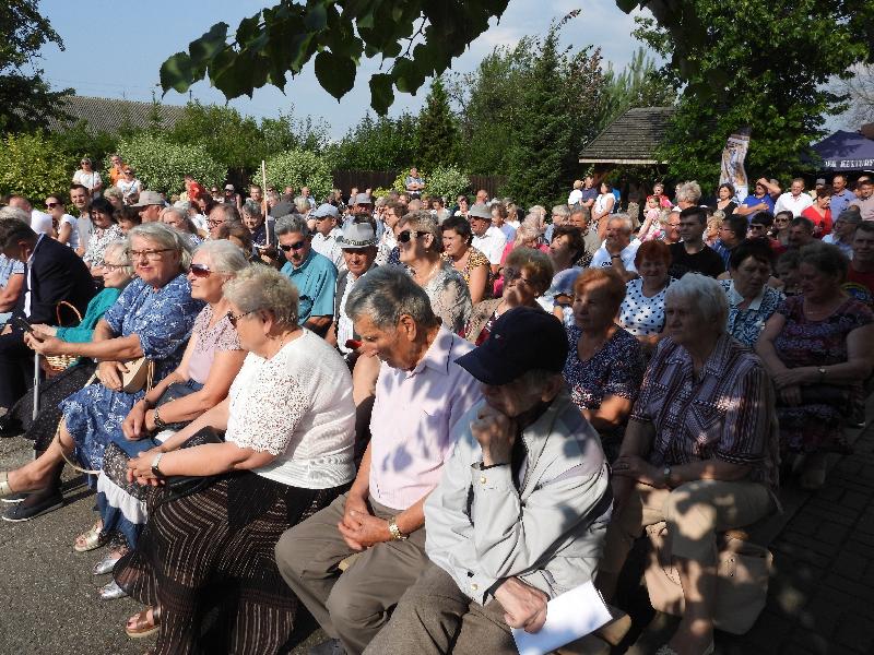 I TAM ŻYWUĆ LUDZI